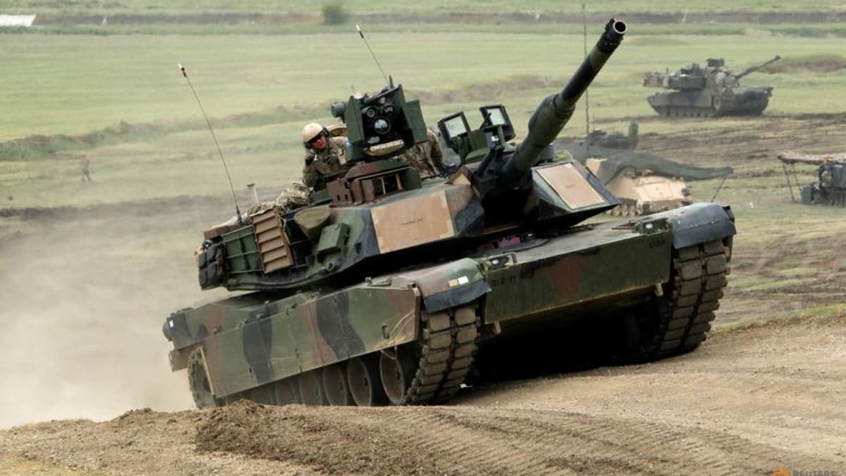 M1 Abrams Tank  Is It Better Than the Best from Russia and China?