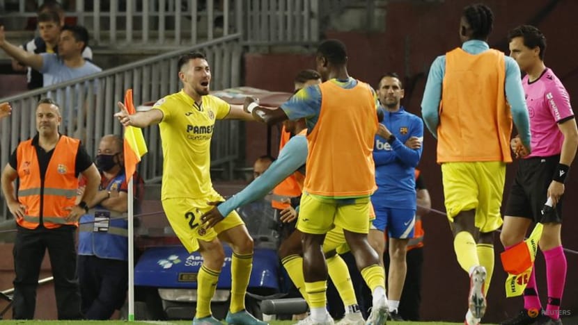 Villarreal win 2-0 at Barcelona to qualify for Europa Conference League