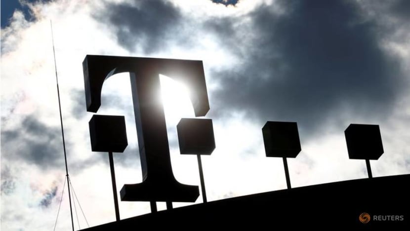 Deutsche Telekom seeks investors to bankroll German internet overhaul: Report Deutsche Telekom seeks investors to bankroll German internet overhaul: Report