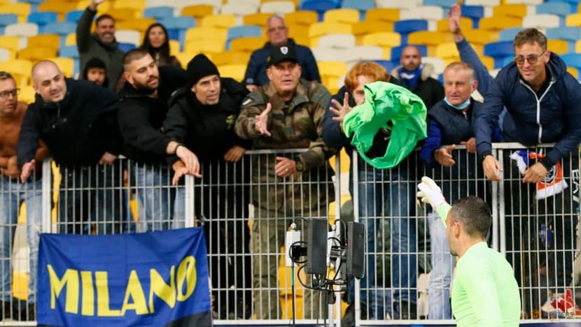Football: Shakhtar hold Inter to goalless draw as Usyk looks on Football: Shakhtar hold Inter to goalless draw as Usyk looks on