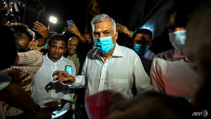 Sri Lanka's new PM struggles to form unity government Sri Lanka's new PM struggles to form unity government