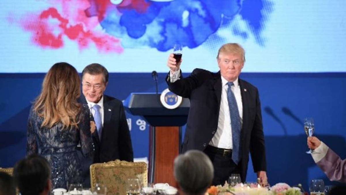 Komentar: Kunjungan Trump ke Korea Selatan menggarisbawahi aliansi yang lebih dalam dari sekedar kepribadian