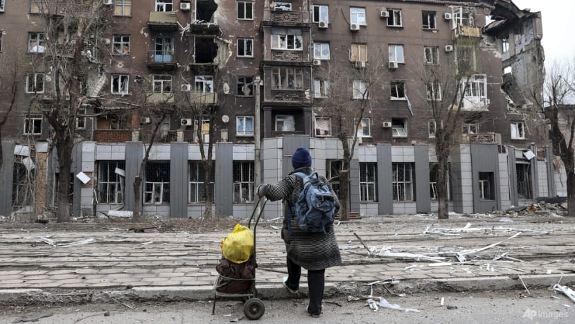 Mariupol defenders resist Russian ultimatum, Pope laments 'Easter of War' Mariupol defenders resist Russian ultimatum, Pope laments 'Easter of War'