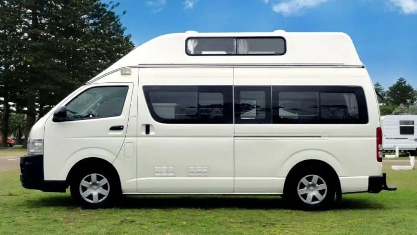 Toyota%20Hiace%20campervan