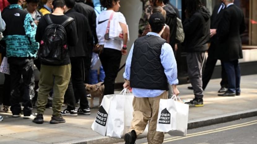 UK inflation jumps to 40-year peak