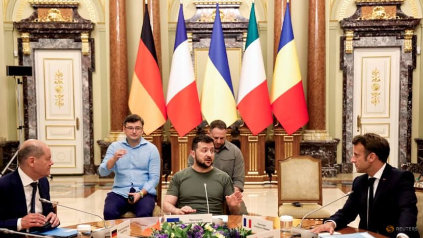 Ukraine's road to becoming a European Union member Ukraine's road to becoming a European Union member