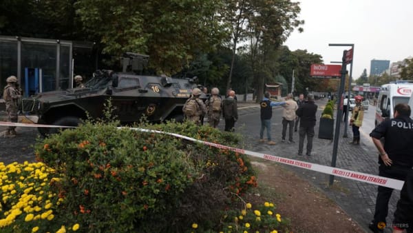Türkiye says attackers set off bomb at Ankara government building