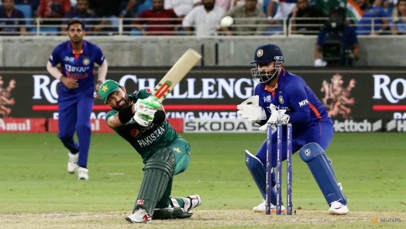 Small talks to defuse big pressure around India-Pakistan game Small talks to defuse big pressure around India-Pakistan game