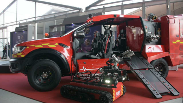 三人就能出动 民防部队推出第六代轻型消防车