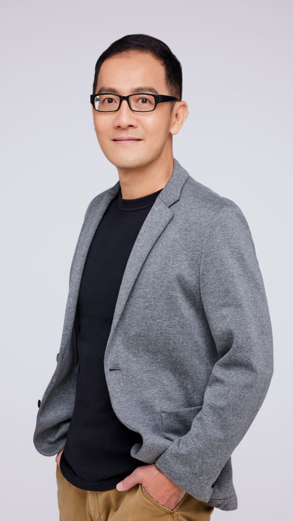 Wong Eng Hong - Executive Research Writer (Chinese Entertainment Productions) Wong Eng Hong - Executive Research Writer (Chinese Entertainment Productions)