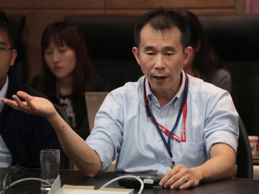 SMRT Trains chief executive officer Lee Ling Wee has refuted rumours that he is leaving his role.