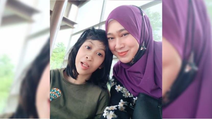 Pesakit kronik Siti Nuraisha Umaira 11 tahun antara 440 penerima bantuan Club Rainbow