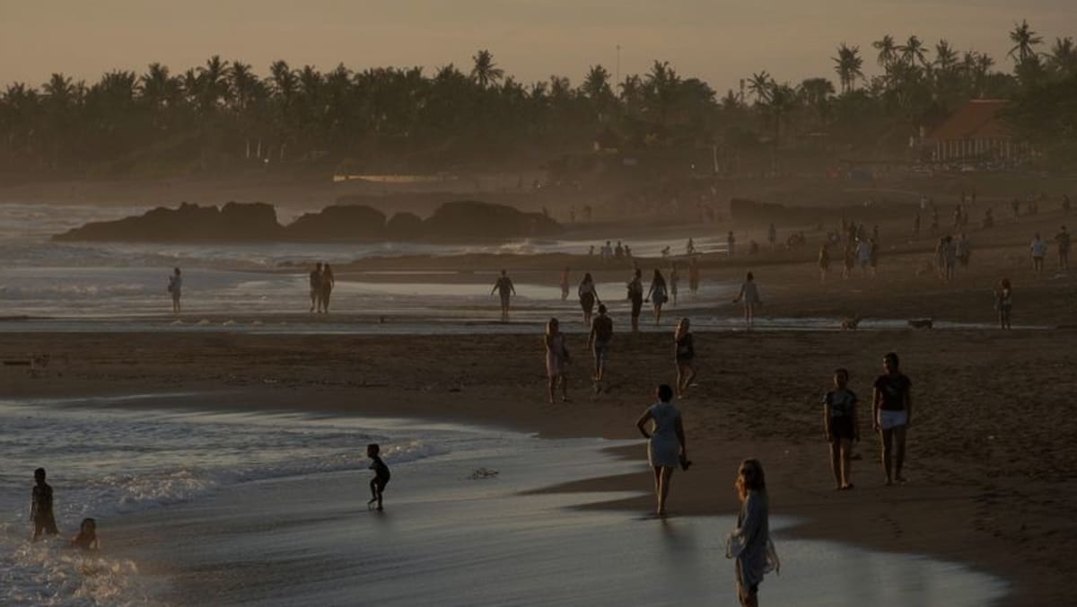 Indonesia melihat peningkatan tajam dalam kedatangan turis asing pada Januari-Februari