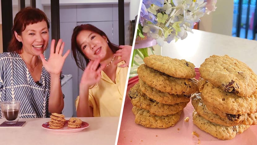 Kit Chan Made Oatmeal Cookies With "Domestic Un-Goddess" Rui En & Didn't "Trust Her To Handle Mixer"