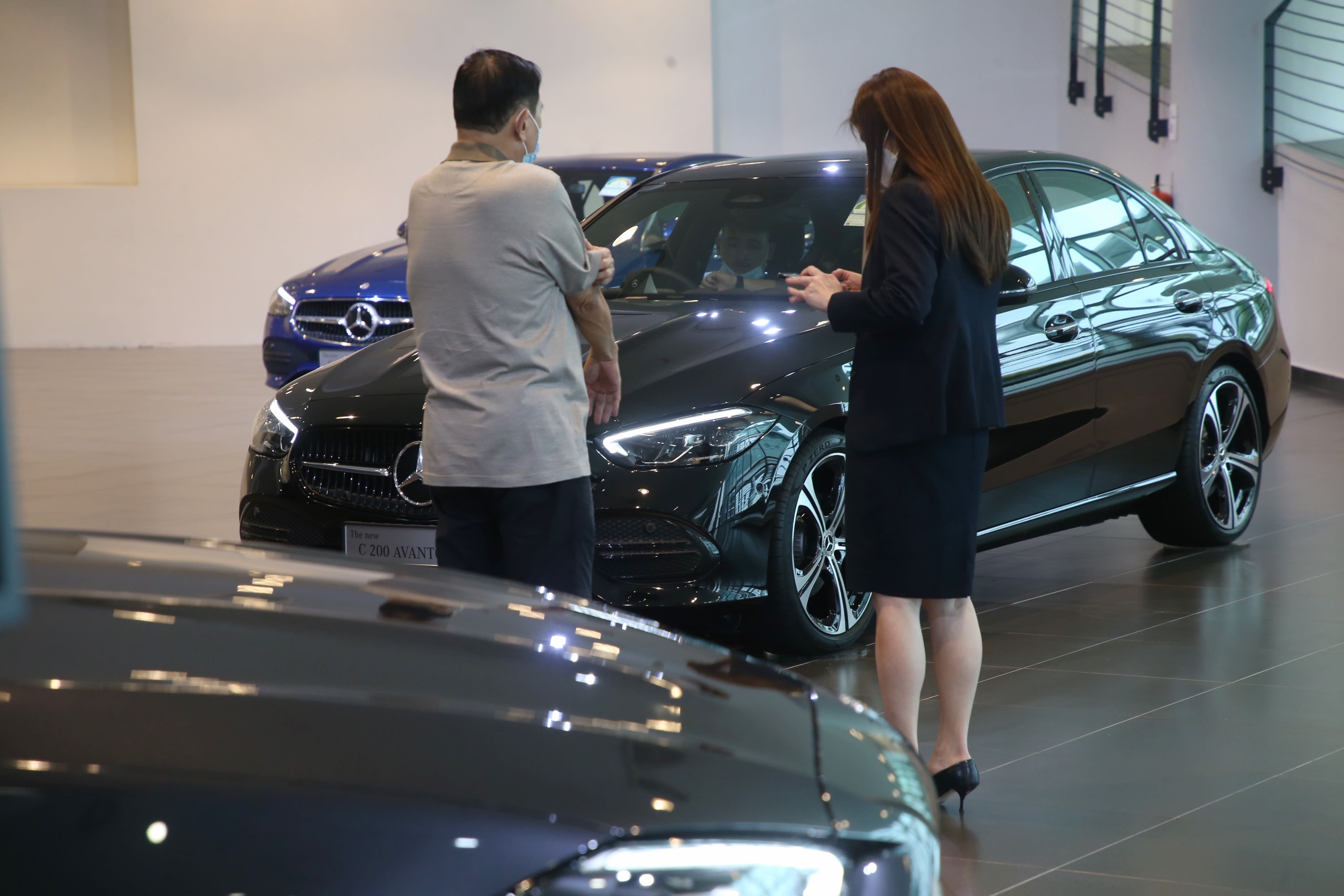 COE prices fall across all categories at end of April 20 bidding