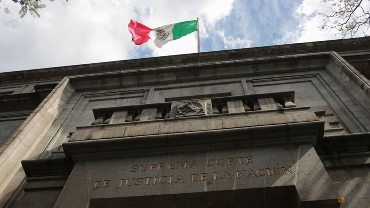 Mexico's top court freezes electoral reform ahead of lawsuit - TODAY