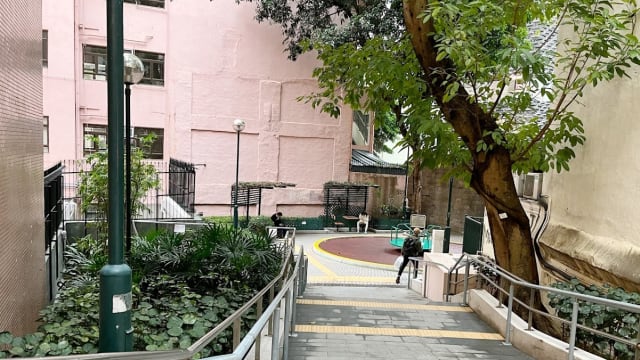 【城市呼吸｜黄素怀】香港“蚊型”公园——夹在密集建筑中的第三空间