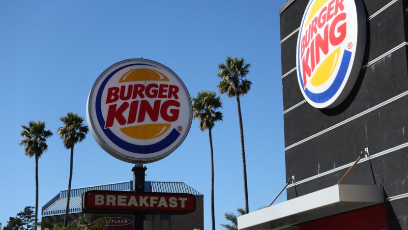 Hadiah tidak setimpal kesetiaan bekerja 27 tahun di Burger King AS, netizen kumpul dana AS$155,901