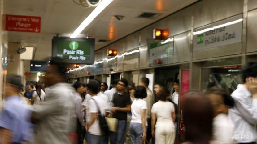 Man to be charged for assaulting SMRT employee at Raffles Place station