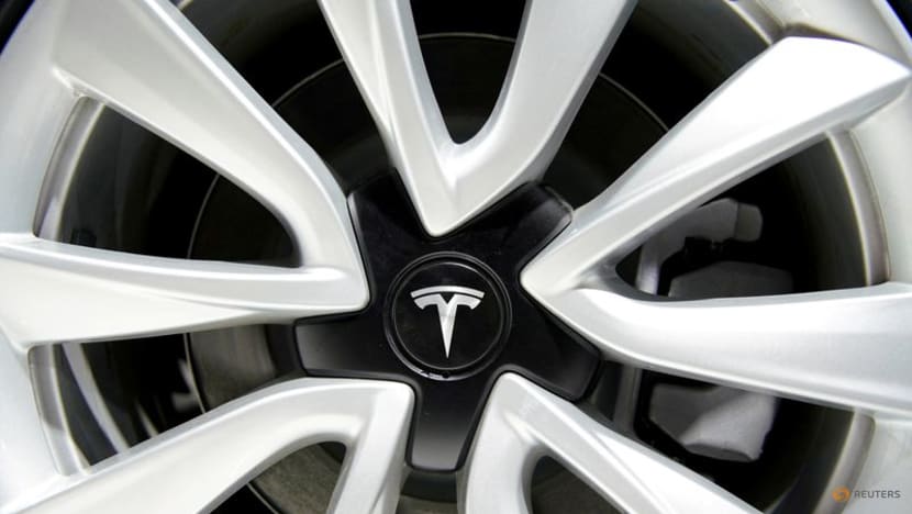 Tesla to shorten Shanghai shifts, delay hiring - Bloomberg News Tesla to shorten Shanghai shifts, delay hiring - Bloomberg News