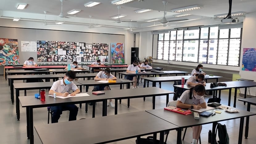 COVID-19: Graduating students glad to return to school as classrooms reopen for small group lessons COVID-19: Graduating students glad to return to school as classrooms reopen for small group lessons