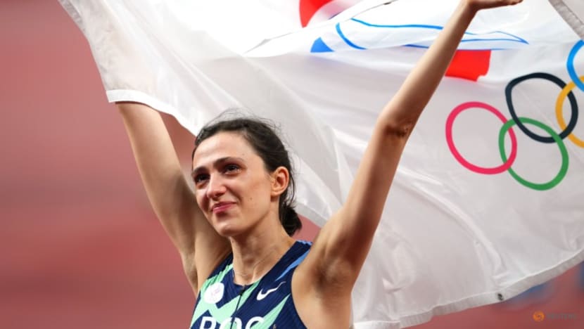 Olympics-Athletics-Emotional Lasitskene soars to high jump gold Olympics-Athletics-Emotional Lasitskene soars to high jump gold