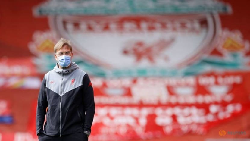 Soccer-High stakes add spice to Liverpool's trip to Man United, says Klopp Soccer-High stakes add spice to Liverpool's trip to Man United, says Klopp