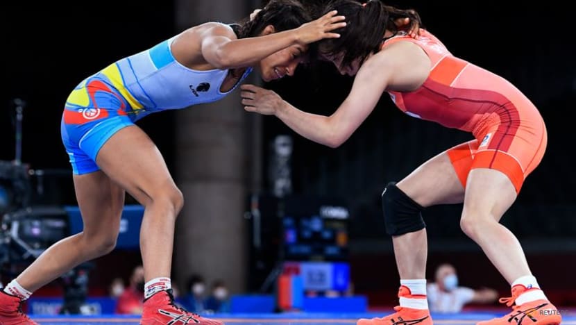 Olympics-Wrestling-Japan's Susaki storms into final, Sadulaev v Snyder for gold Olympics-Wrestling-Japan's Susaki storms into final, Sadulaev v Snyder for gold