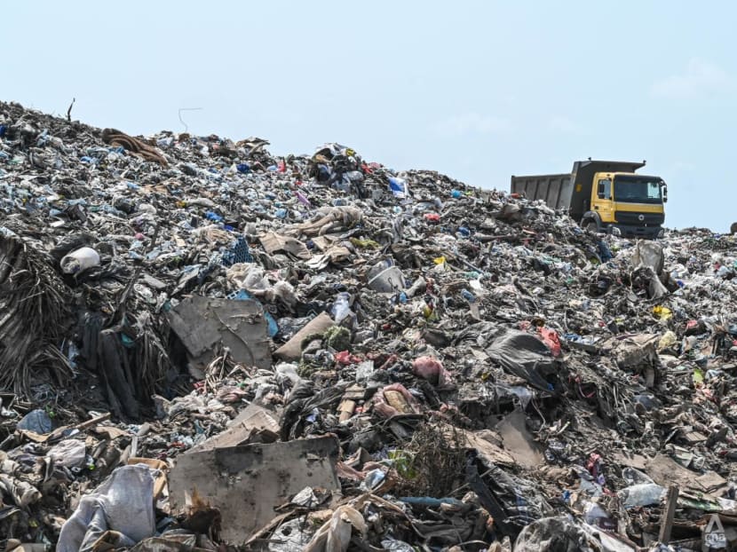 Transforming ‘Trash Island’: Amid plastic crisis, skies are clear over the Maldives’ notorious mountain of waste Transforming ‘Trash Island’: Amid plastic crisis, skies are clear over the Maldives’ notorious mountain of waste