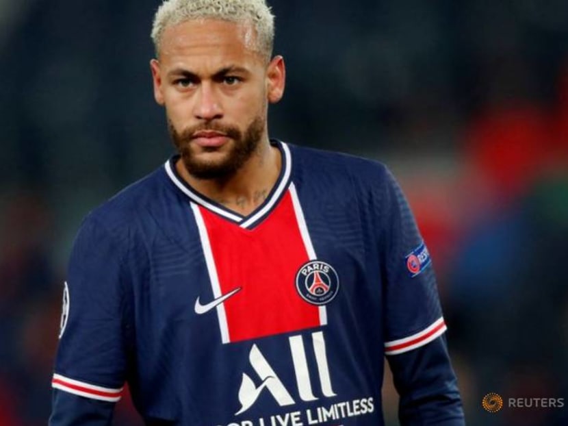 Neymar to hold New Year party for 150 people Neymar to hold New Year party for 150 people