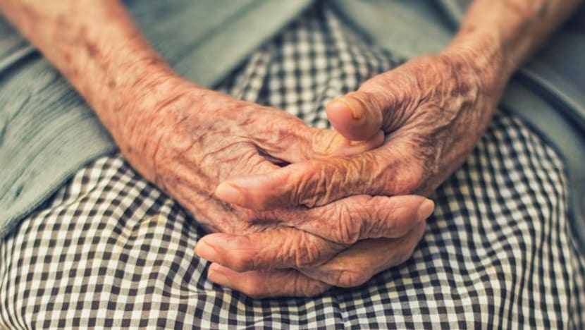 KOMENTAR: Jagaan akhir hayat yang bermakna, sedang penduduk S'pura semakin menua