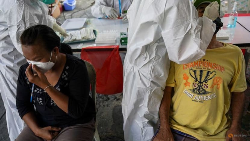 Thailand fears 'tens of thousands' of new COVID-19 cases, weighs curbs Thailand fears 'tens of thousands' of new COVID-19 cases, weighs curbs