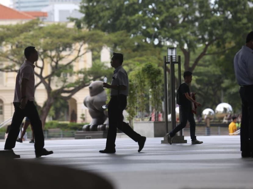 In its advance report on the labour market last month, the Ministry of Manpower (MOM) said that the total employment in Singapore in the first quarter of the year, excluding foreign domestic workers, suffered its sharpest contraction since 2003 as the effects of the Covid-19 outbreak began to take a toll on the economy.