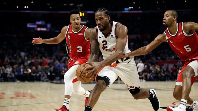 Basketball: Leonard's late surge lifts Clippers, Walker's Celtics top Hornets Basketball: Leonard's late surge lifts Clippers, Walker's Celtics top Hornets