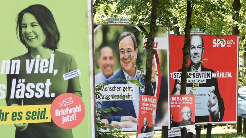 German SPD extends lead over Merkel's sliding conservatives German SPD extends lead over Merkel's sliding conservatives