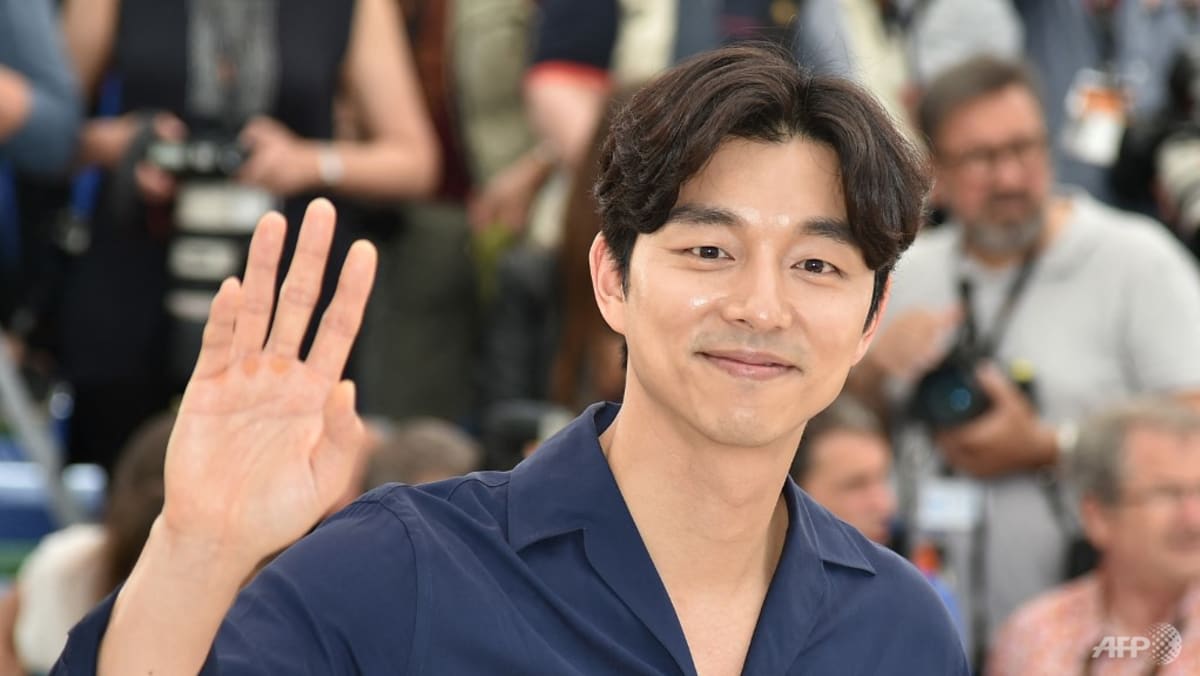 korean-actor-gong-yoo-joins-instagram-with-a-squid-photo-as-his-first-post-get-it
