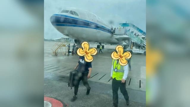 乘客向飞机投硬币 导致广州至北京航班延误