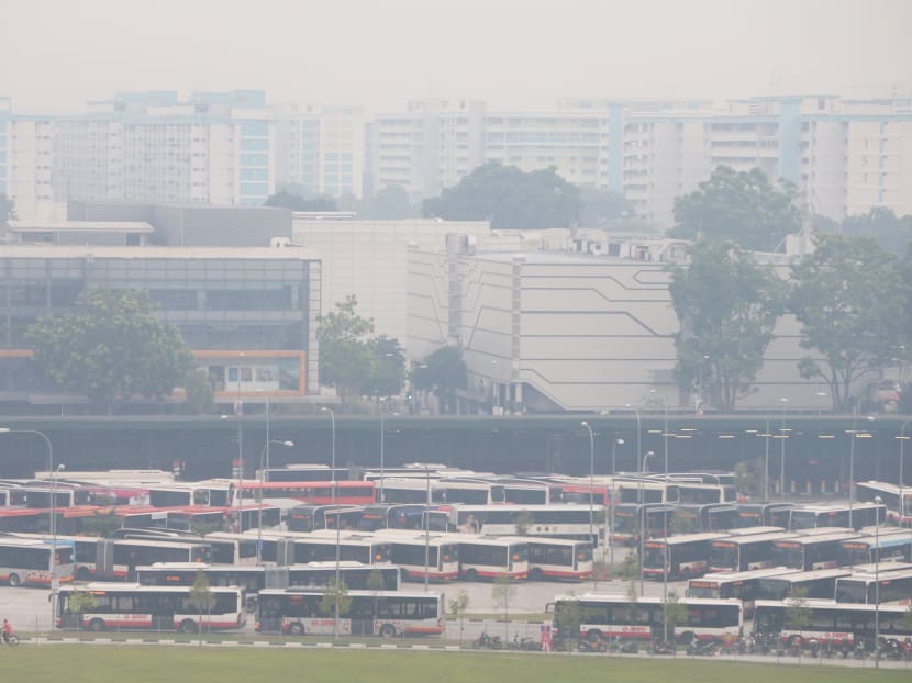 #SGHaze trends on social media as air pollution readings hit 'high' #SGHaze trends on social media as air pollution readings hit 'high'