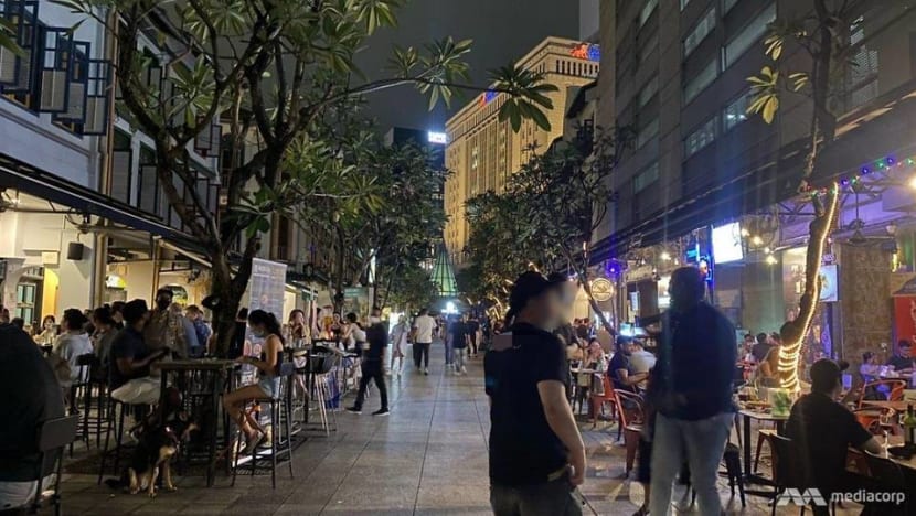 Some diners still breaching COVID-19 rules, but F&B operators say situation has improved Some diners still breaching COVID-19 rules, but F&B operators say situation has improved