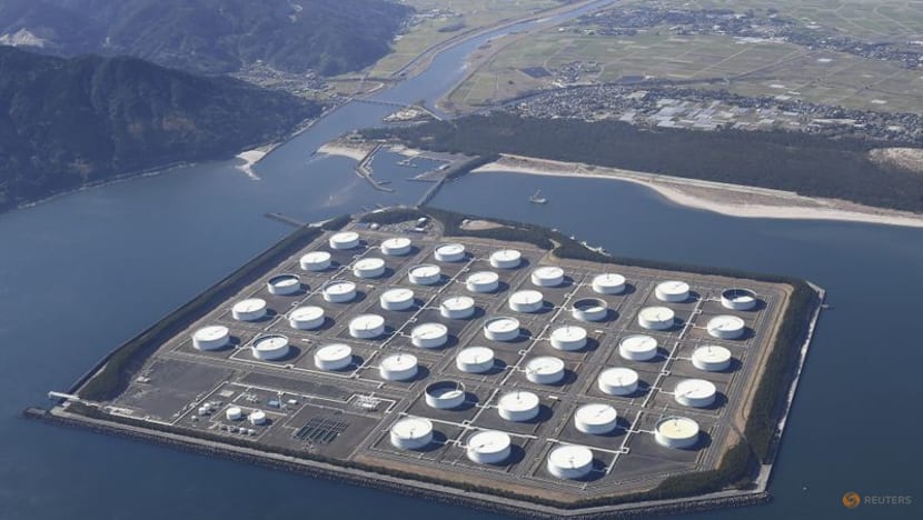 Oil mixed, investors sceptical about effectiveness of joint reserve release Oil mixed, investors sceptical about effectiveness of joint reserve release