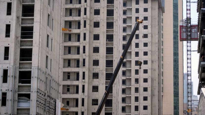 Chinese developers in 'survival mode' slashes property investment Chinese developers in 'survival mode' slashes property investment