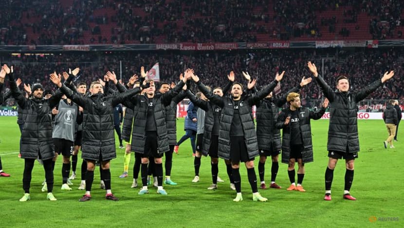 Freiburg stun Bayern 2-1 with last-gasp penalty in German Cup last eight Freiburg stun Bayern 2-1 with last-gasp penalty in German Cup last eight