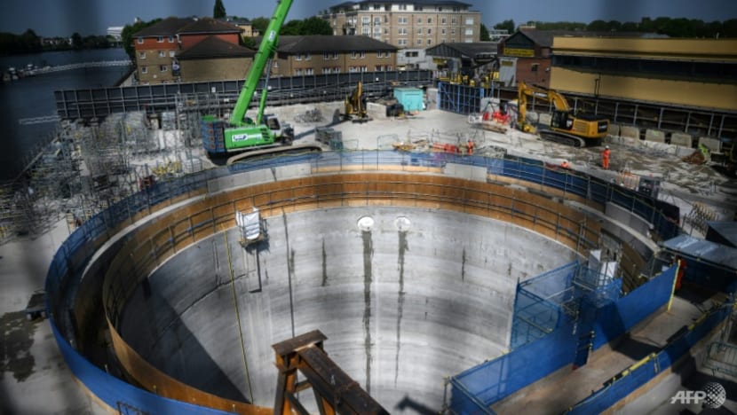 London's new 'super sewer' to end Thames pollution blight