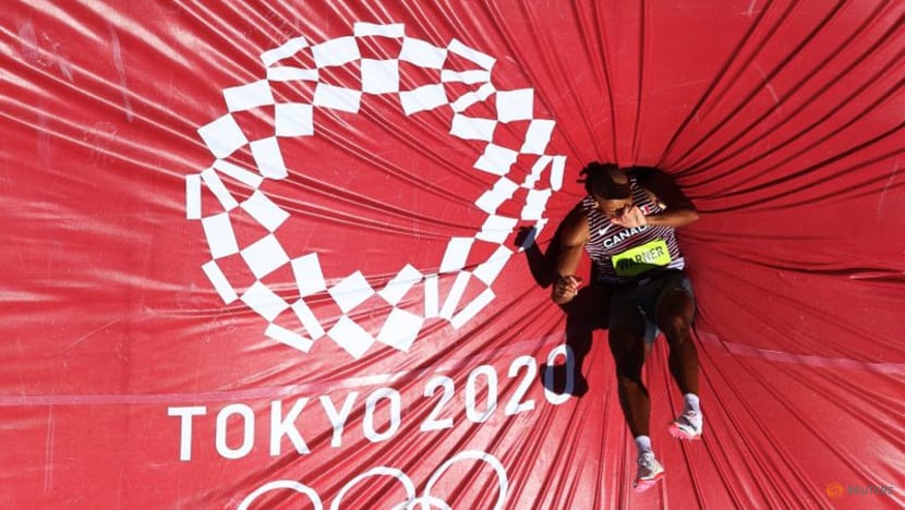 Olympics-Athletics-Canada's Warner extends decathlon lead ...