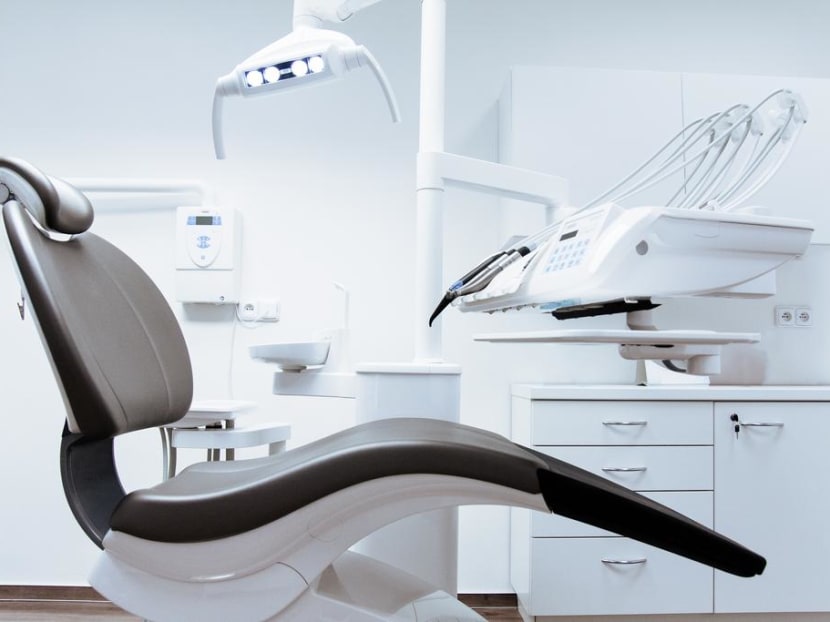A committee tasked to review dental care practices in Singapore has recommended that dentists planning to perform “higher-risk” procedures should get further training and certification. Following strong opposition among the dental fraternity, the committee however proposed that this should not be made mandatory for now. A committee tasked to review dental care practices in Singapore has recommended that dentists planning to perform “higher-risk” procedures should get further training and certification. Following strong opposition among the dental fraternity, the committee however proposed that this should not be made mandatory for now.