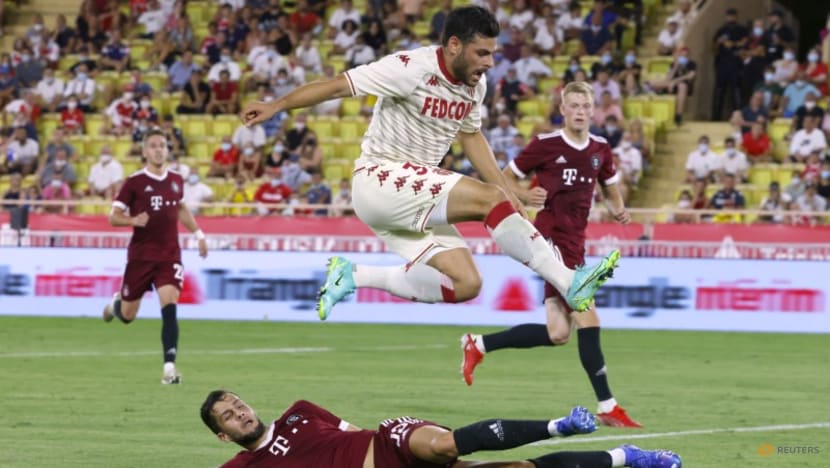 Soccer-Monaco, PSV and Benfica reach Champions League playoff round Soccer-Monaco, PSV and Benfica reach Champions League playoff round