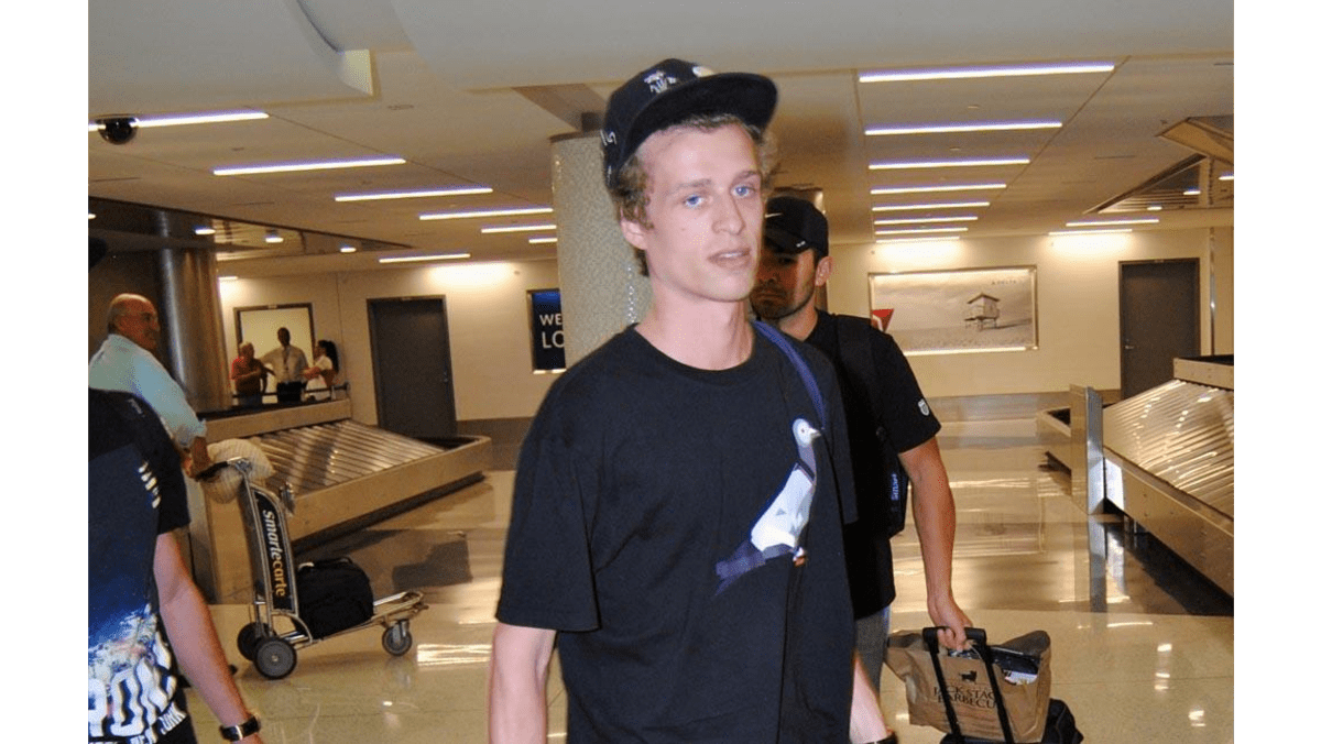 Conrad Hilton is arrested 8days