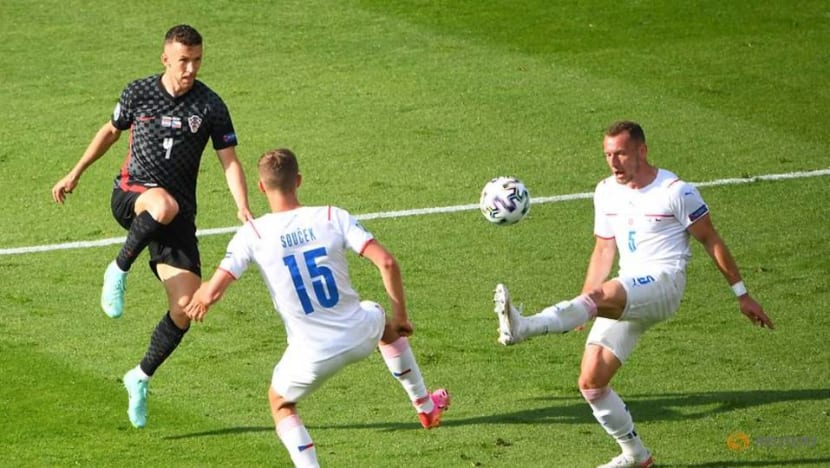 Football: Perisic gives Croatia lifeline in 1-1 draw with Czech Republic Football: Perisic gives Croatia lifeline in 1-1 draw with Czech Republic