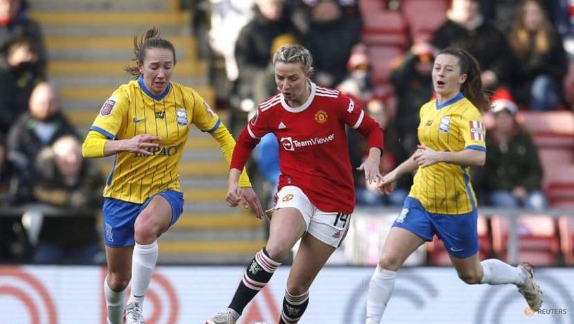 Man United thrash Birmingham to go third in WSL Man United thrash Birmingham to go third in WSL