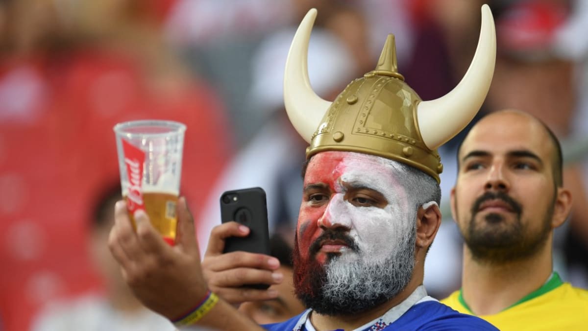 Sembunyikan botol itu: Menavigasi tabu alkohol di Piala Dunia Qatar